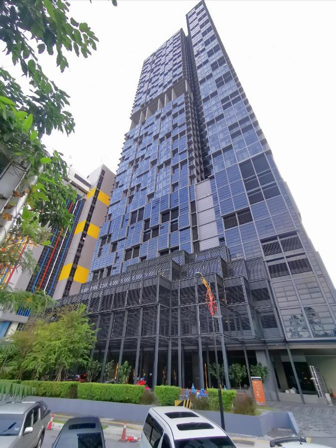 Expressionz Suites Klcc Куала-Лумпур Экстерьер фото